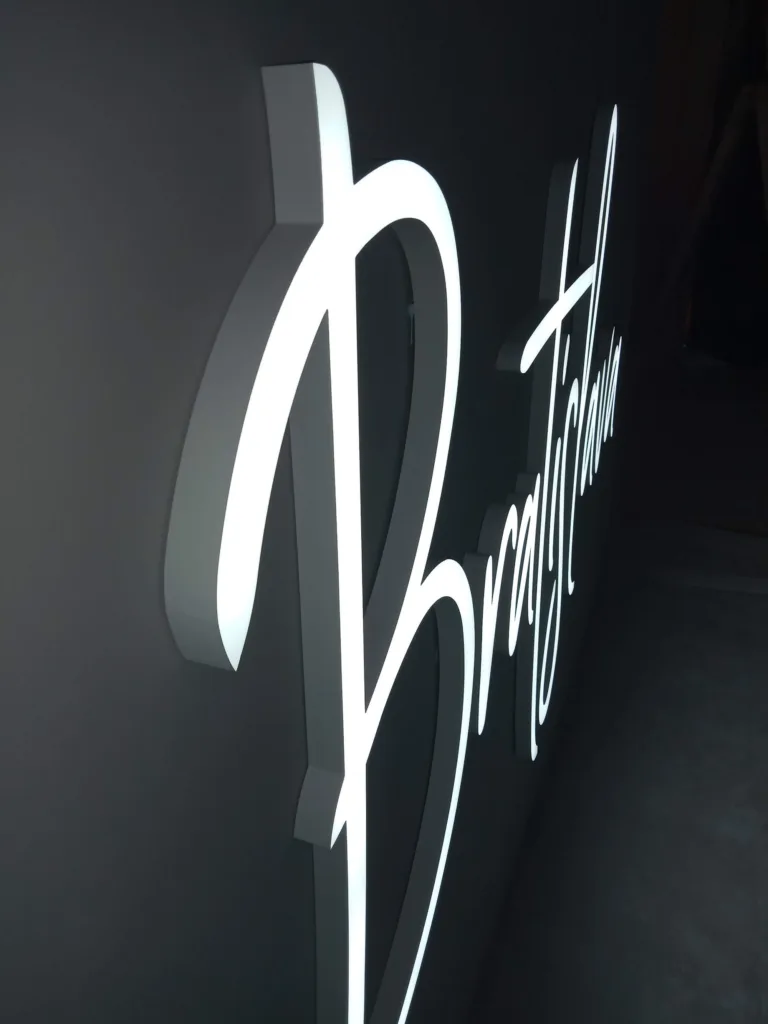 Modernization of the visual identity of a fashion retail chain in Central Europe